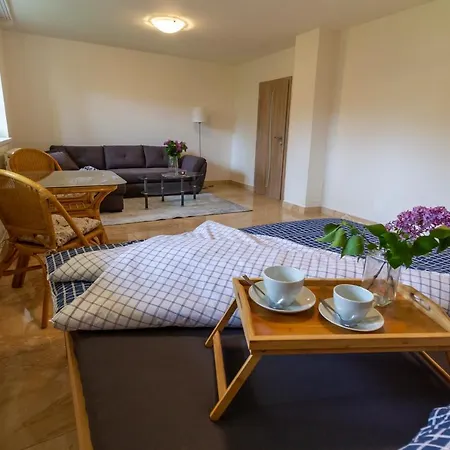 Apartmanovy Dum